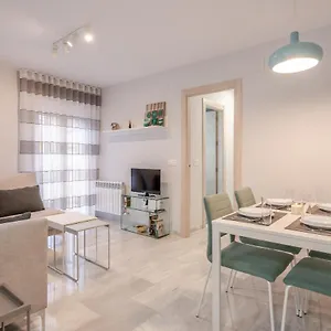  Apartment Congresos Spain